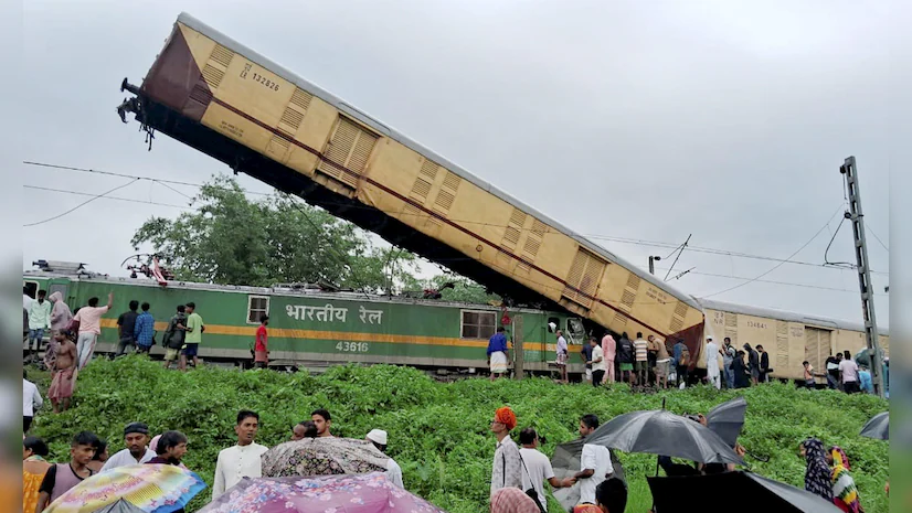 Rail दुर्घटना :पश्चिम बंगाल में हुई रेल हादसा